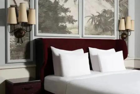 Adahan DeCamondo Pera, Autograph Collection - 70