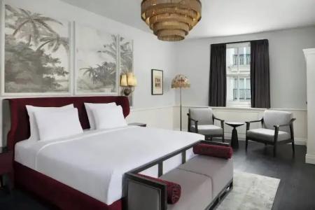 Adahan DeCamondo Pera, Autograph Collection - 44