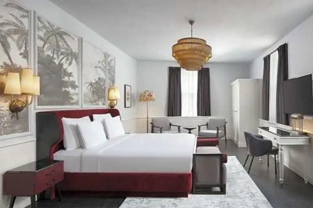 Adahan DeCamondo Pera, Autograph Collection - 31