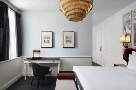 Adahan DeCamondo Pera, Autograph Collection - 22