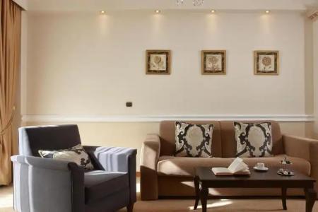 Ava and Suites - 55