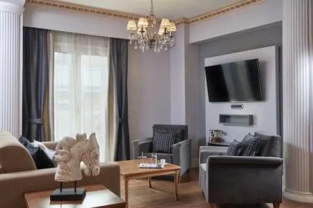 Ava and Suites - 113