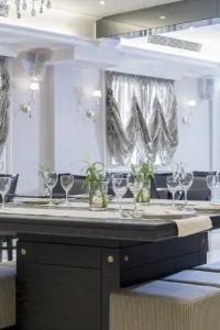 Ava and Suites - 25