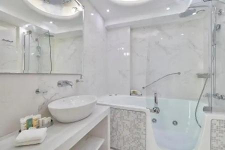 Ava and Suites - 103