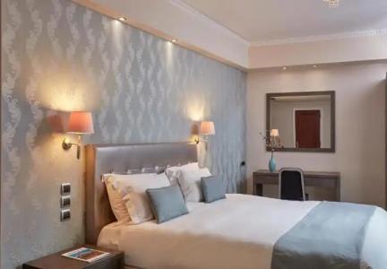 Ava and Suites - 29