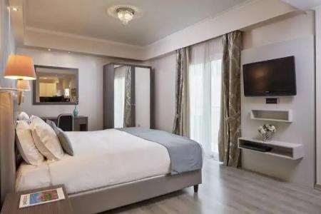 Ava and Suites - 5