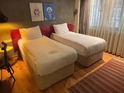 SuB Karakoy - Special Category - 103