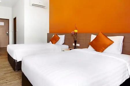 D Varee Xpress Makkasan - 50