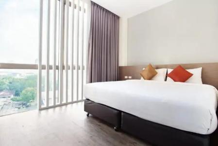 D Varee Xpress Makkasan - 4