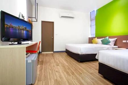 D Varee Xpress Makkasan - 94