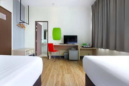 D Varee Xpress Makkasan - 100