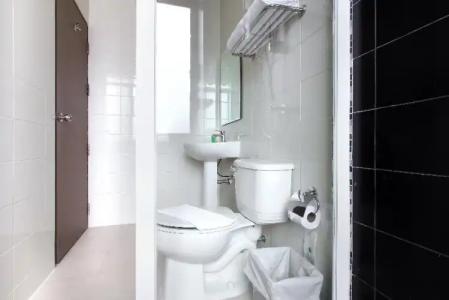 D Varee Xpress Makkasan - 64