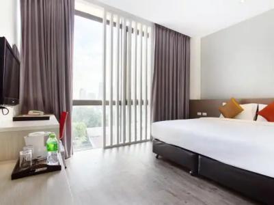D Varee Xpress Makkasan - 36