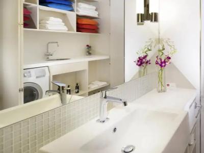 Adagio Abu Dhabi Al Bustan - 7