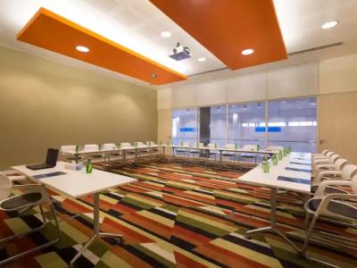 Adagio Abu Dhabi Al Bustan - 17