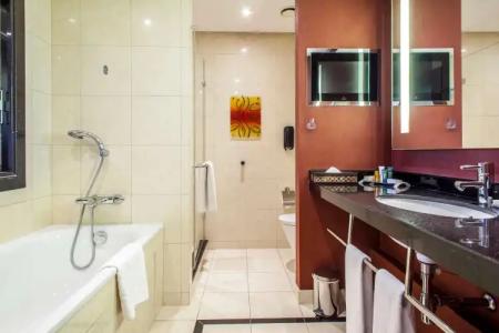 Hilton Warsaw City - 38