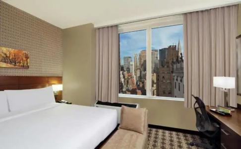 Hilton Garden Inn New York/Midtown Park Avenue - 42