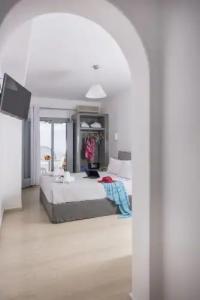 Blue Waves Suites & Apartments - 290