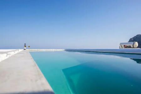 Blue Waves Suites & Apartments - 103