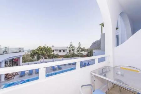 Blue Waves Suites & Apartments - 398