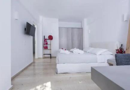 Blue Waves Suites & Apartments - 228