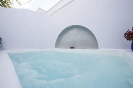 Blue Waves Suites & Apartments - 246