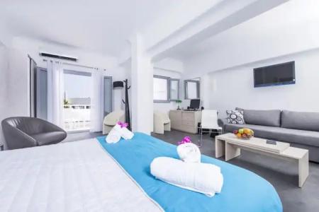 Blue Waves Suites & Apartments - 351