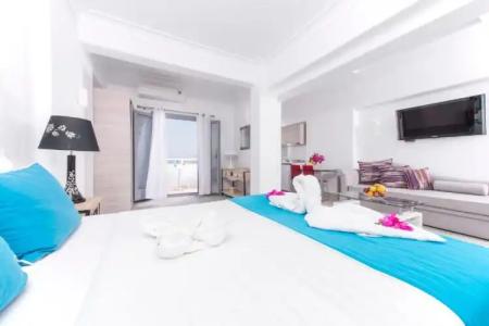 Blue Waves Suites & Apartments - 146