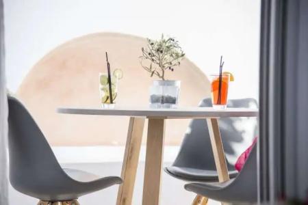 Blue Waves Suites & Apartments - 241