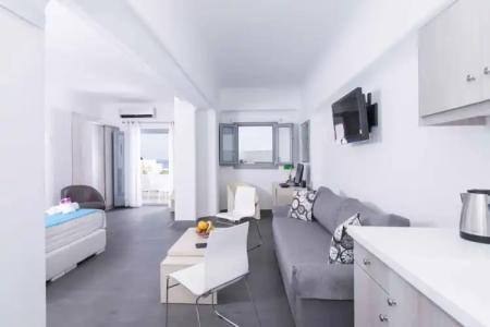 Blue Waves Suites & Apartments - 353