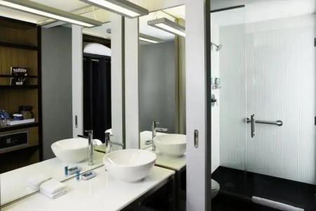 Aloft Cleveland Downtown - 5