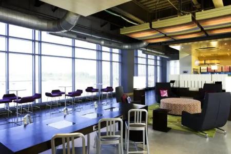 Aloft Cleveland Downtown - 17