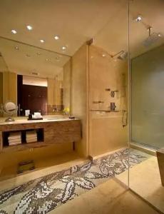 EB Miami Airport - 39