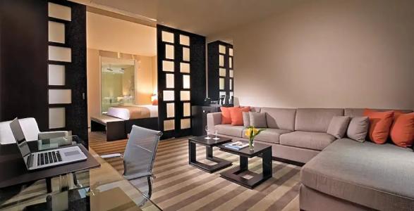 EB Miami Airport - 63