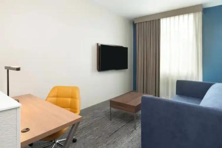 Holiday Inn Express Miami Airport-Blue Lagoon Area, an IHG - 47