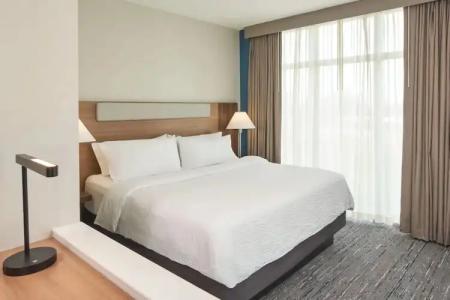 Holiday Inn Express Miami Airport-Blue Lagoon Area, an IHG - 41
