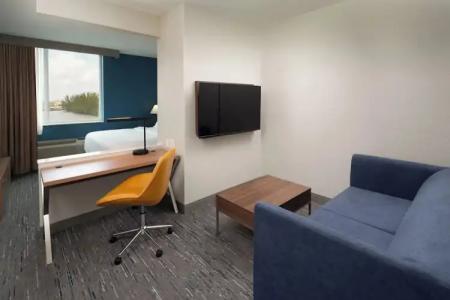 Holiday Inn Express Miami Airport-Blue Lagoon Area, an IHG - 45