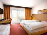 Standard Triple room with balcony