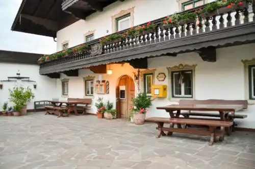 Restaurant Ferienwohnungen ALPENHOF