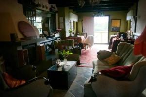 Luscher & Matiesen Muhu Winehouse, Liiva