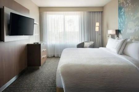 Courtyard by Marriott Irvine Spectrum - 49