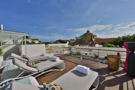 Billini, Historic Luxury