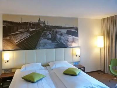 Best Western Plus Bremerhaven - 149