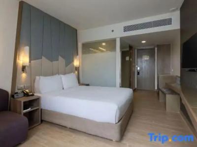 Holiday Inn Express Bangkok Sukhumvit 11, an IHG - Free Breakfast - 66