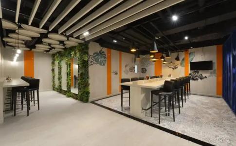 Holiday Inn Express Bangkok Sukhumvit 11, an IHG - Free Breakfast - 1
