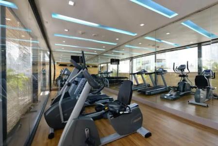 Holiday Inn Express Bangkok Sukhumvit 11, an IHG - Free Breakfast - 24