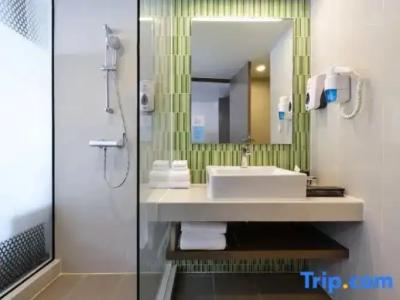 Holiday Inn Express Bangkok Sukhumvit 11, an IHG - Free Breakfast - 75