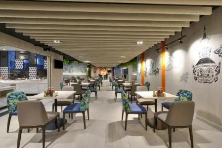 Holiday Inn Express Bangkok Sukhumvit 11, an IHG - Free Breakfast - 17