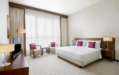 Hyatt Place Dubai Al Rigga Residences - 4