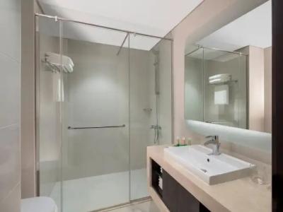 Hyatt Place Dubai Al Rigga Residences - 7